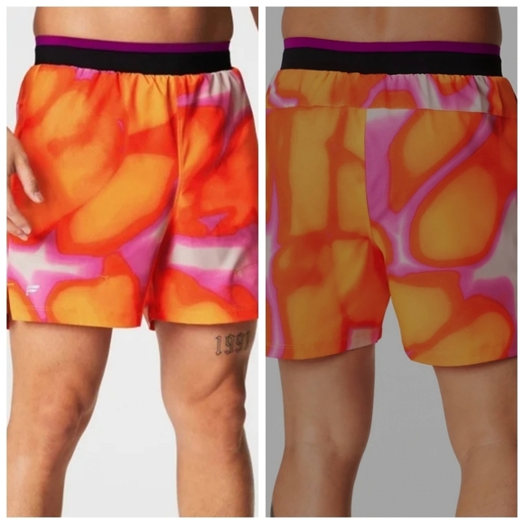 Fabletics 5" inseam Fundamental Short II Lined Orange purple Size Small NWT - Picture 3 of 16